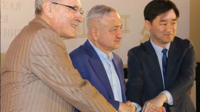 Vaqif Mustafayevə Çin telekanalında vəzifə verildi