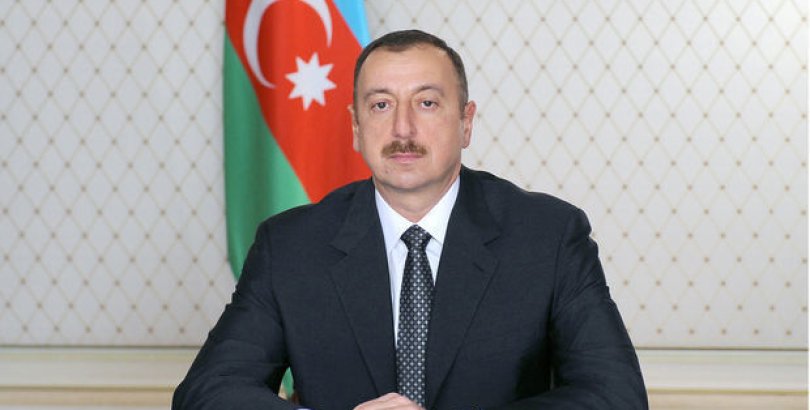 İlham Əliyev məhkəmə hakimlərinin vəzifələrini dəyişdirdi – SİYAHI